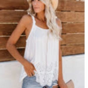 Vici / Lovestitch white flowy tank top